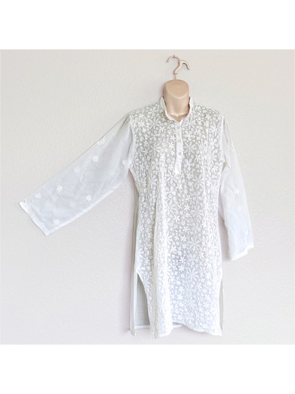 Delicate Boho Sheer White Floral Hand-Embroidered Chikankari Kurta Tunic Sz S